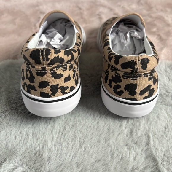 Emma shoes leopard slip on shoes - Picture 5 of 6